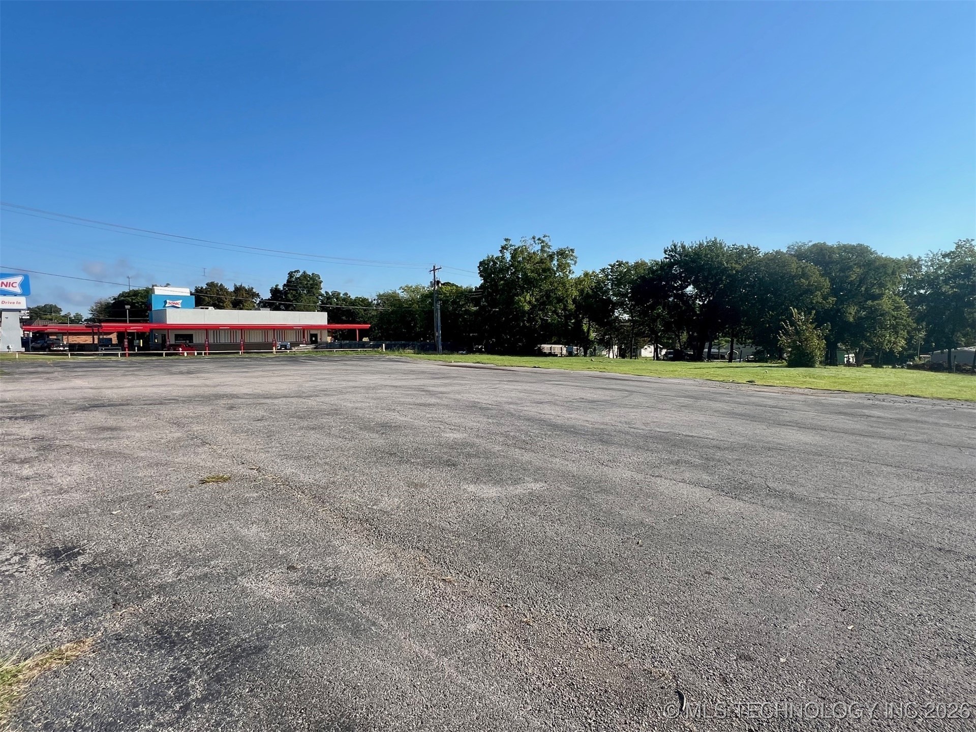 Photo 1 of 5 — 700 N 1st Street N, Madill, OK 73446