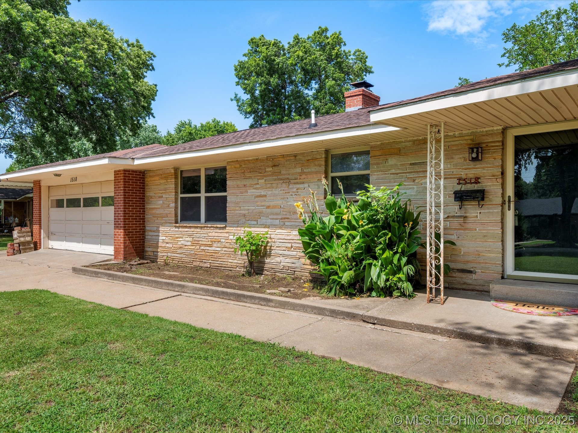 1518 Arbor Drive