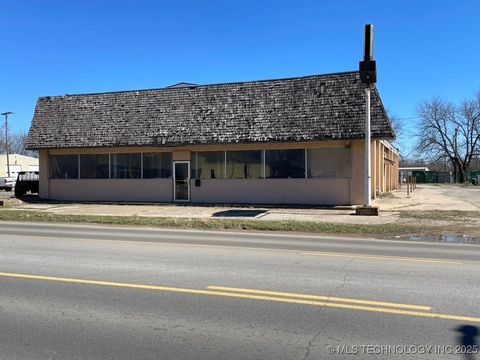 616 N 1st Avenue Durant OK 74701