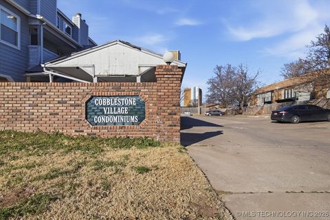 Photo of 2433 E 87th Street #285, Tulsa, OK 74137 (MLS # 2602622)