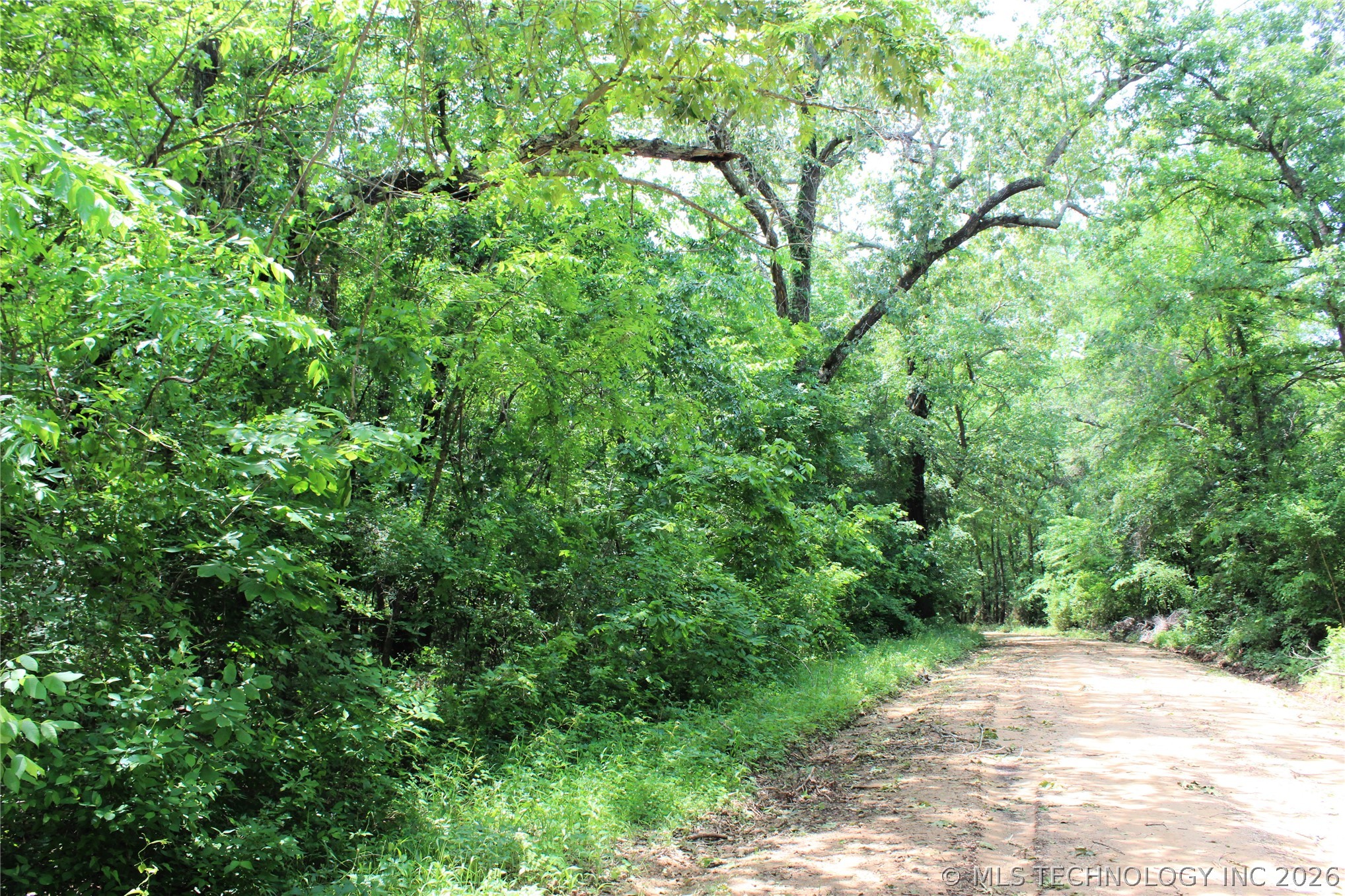 20 E 2100 Road