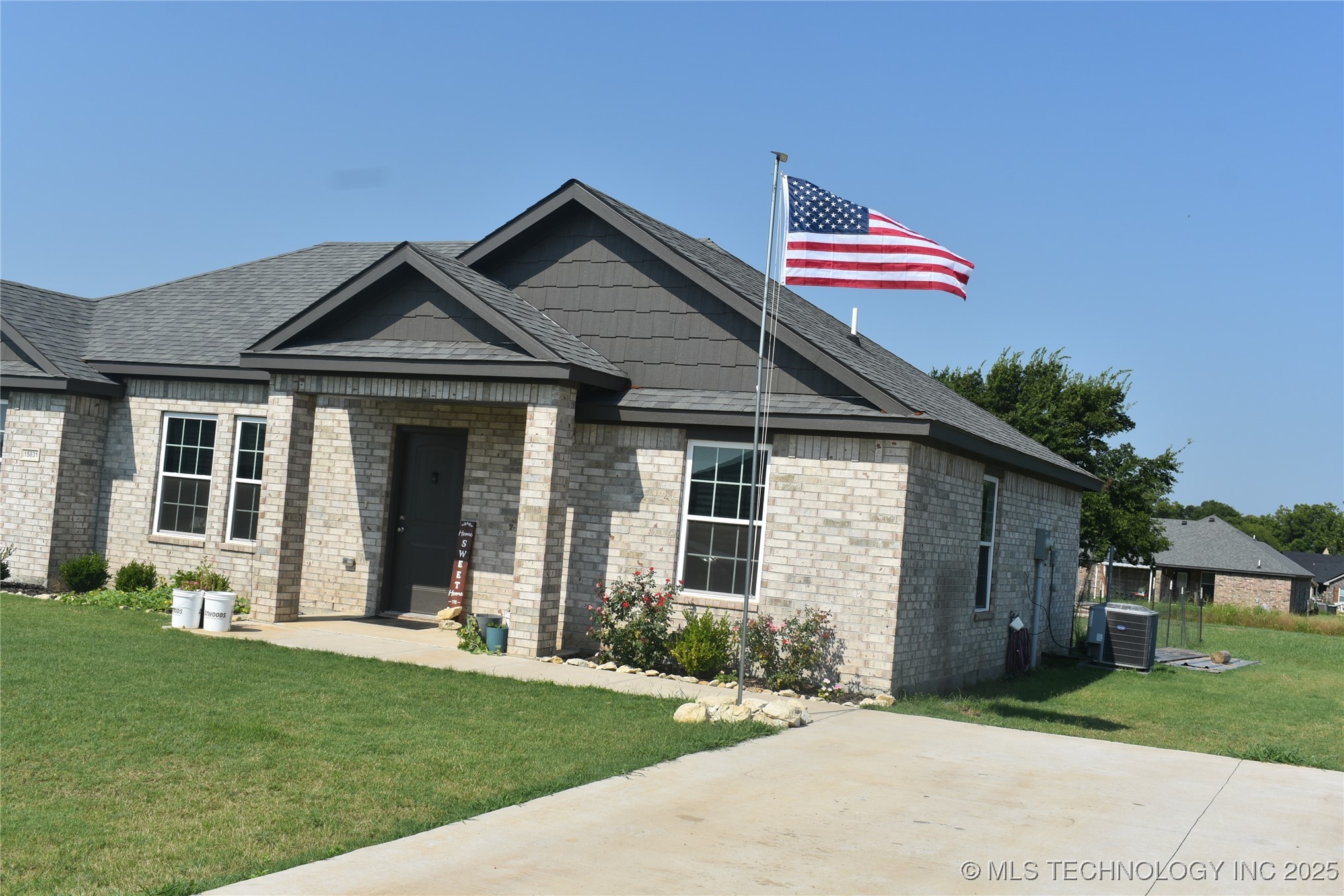 15831 Little Bluestem Way