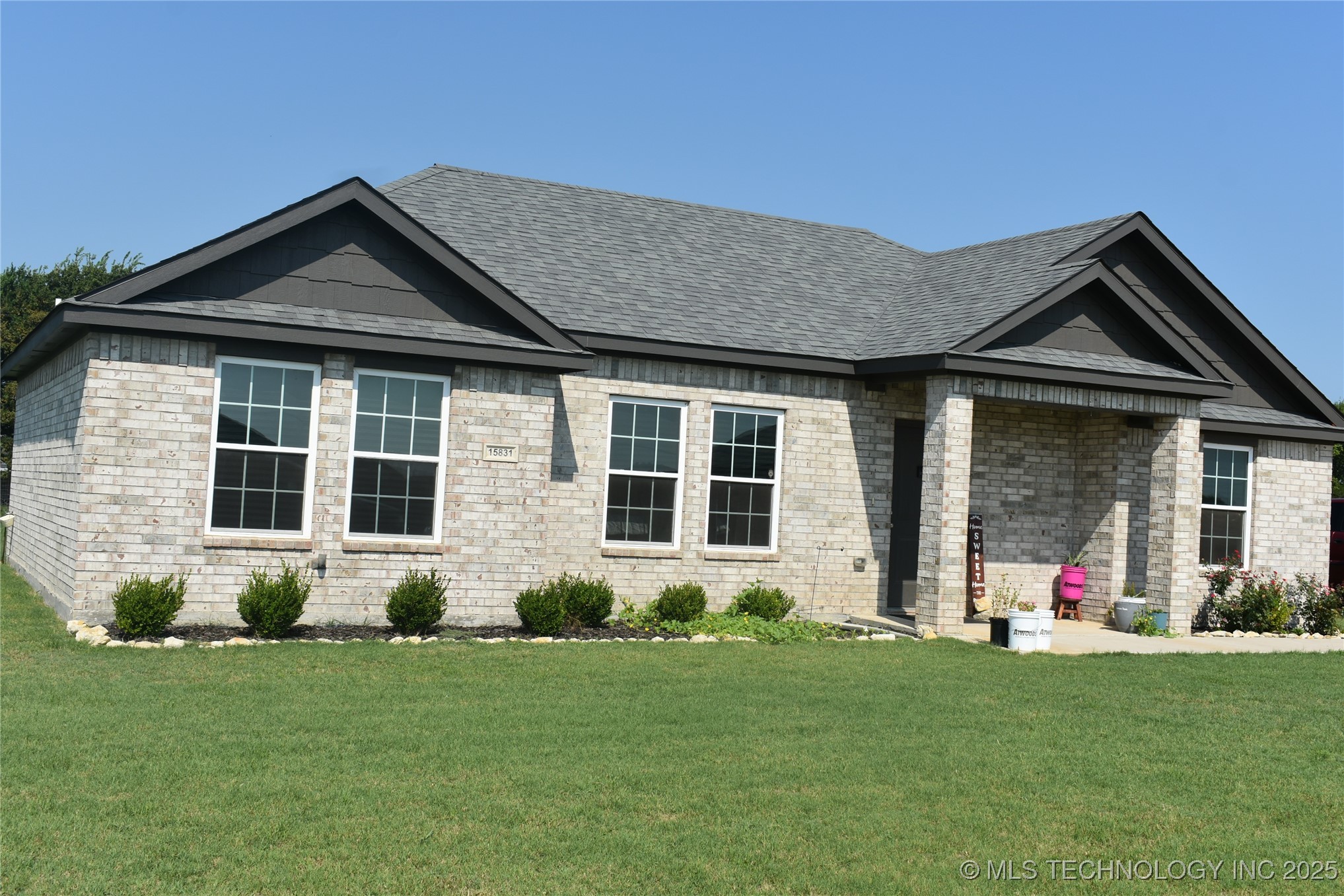 15831 Little Bluestem Way