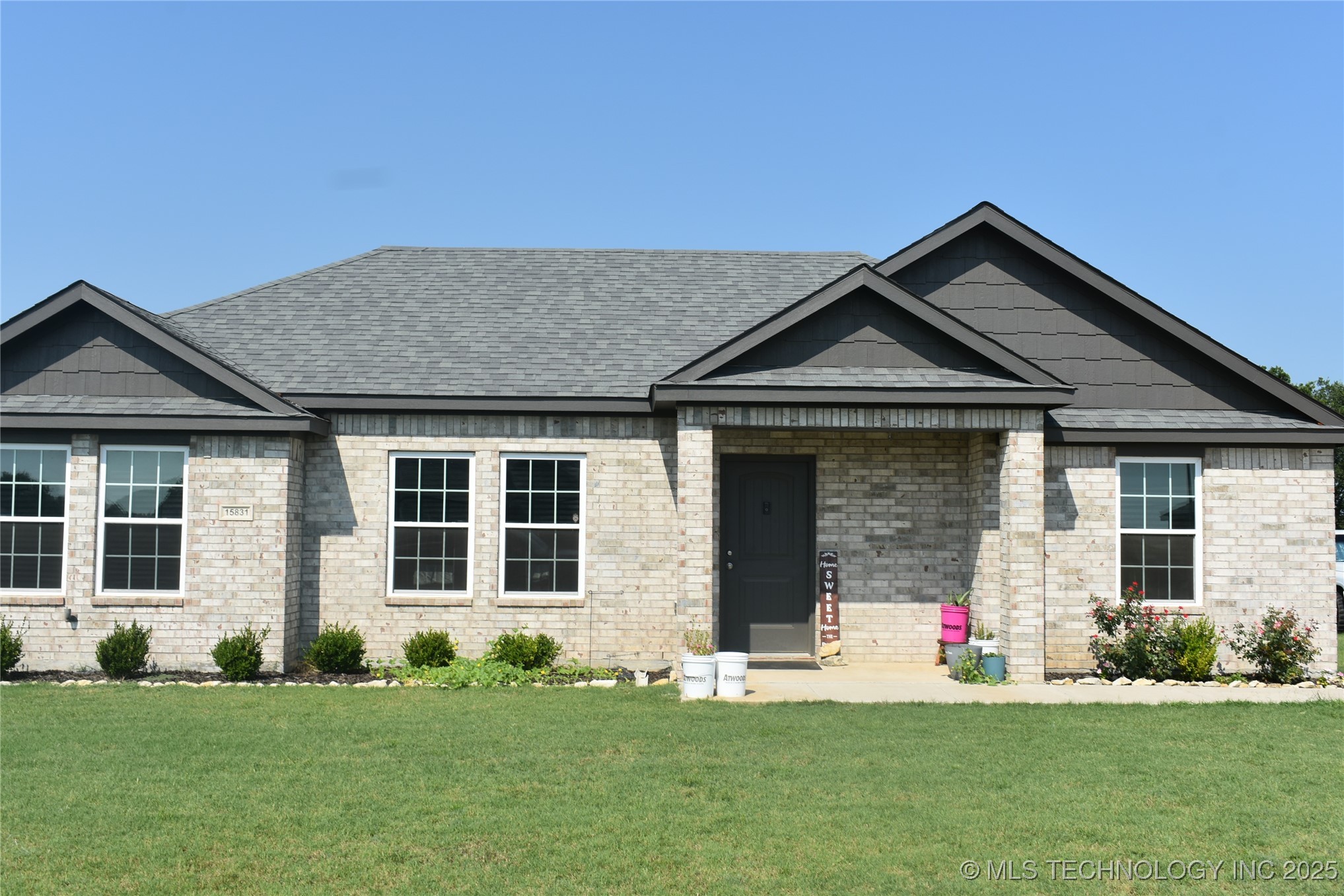 15831 Little Bluestem Way