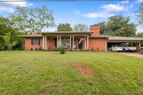 1106 Business 70 Durant OK 74701
