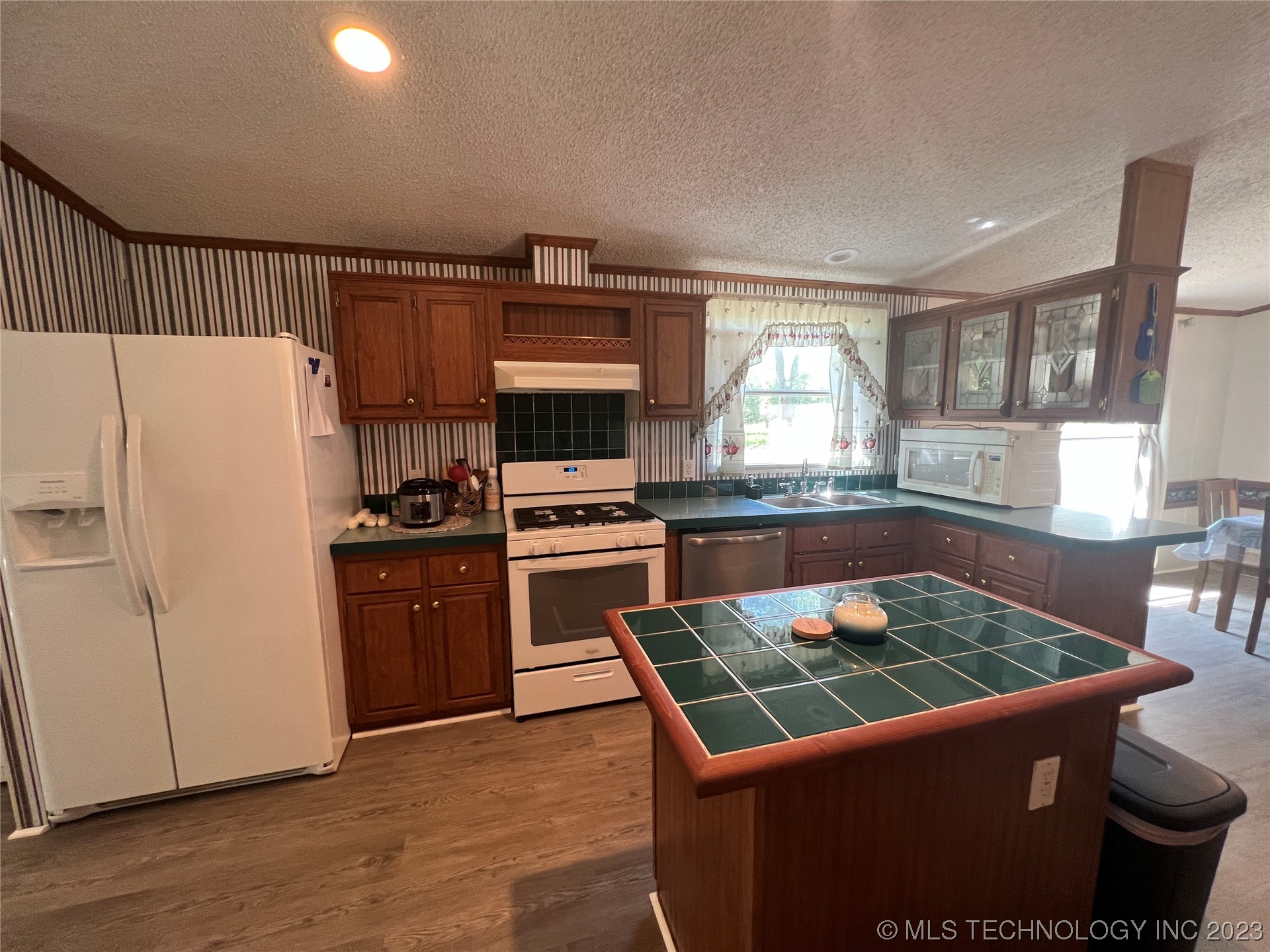 Photo 16 of 49 of 15569 N Grace Hudlen Street mobile home