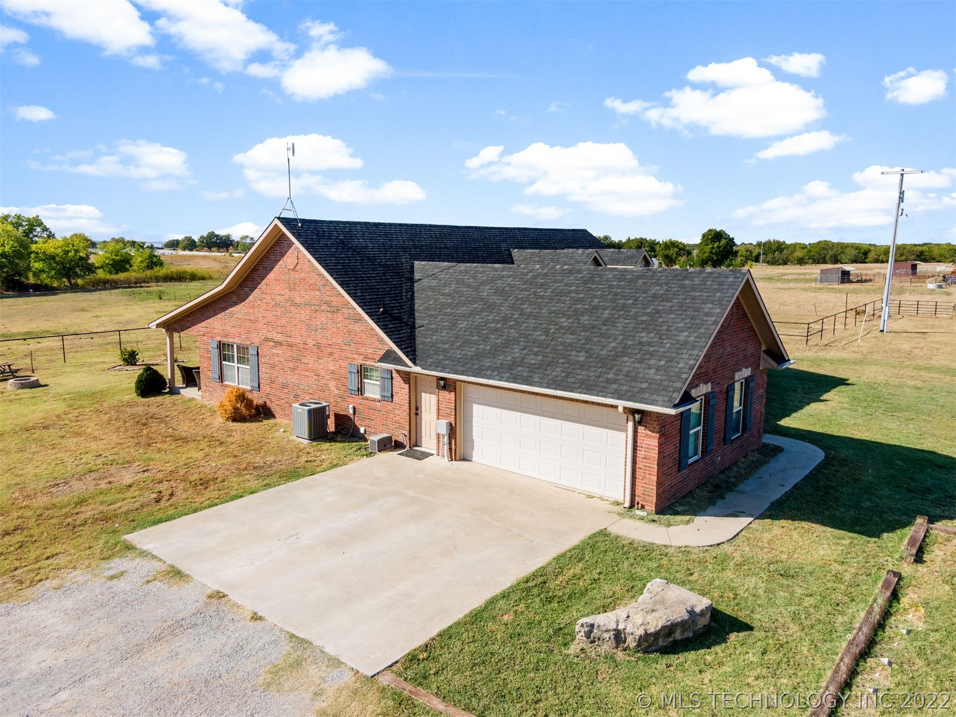 Photo 42 of 46 of 11160 N County Road 3370 house