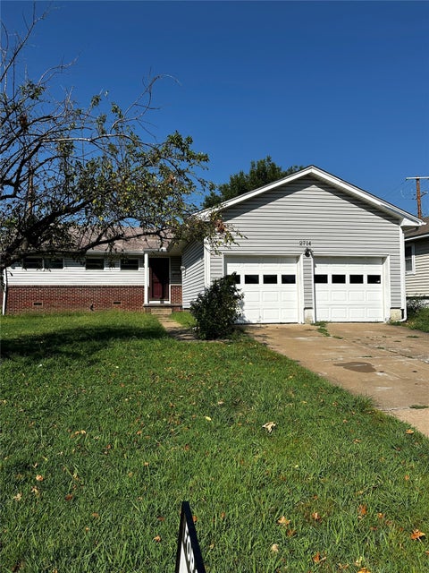 Photo of 2714 S Joplin Avenue, Tulsa, OK 74114 (MLS # 2631554)