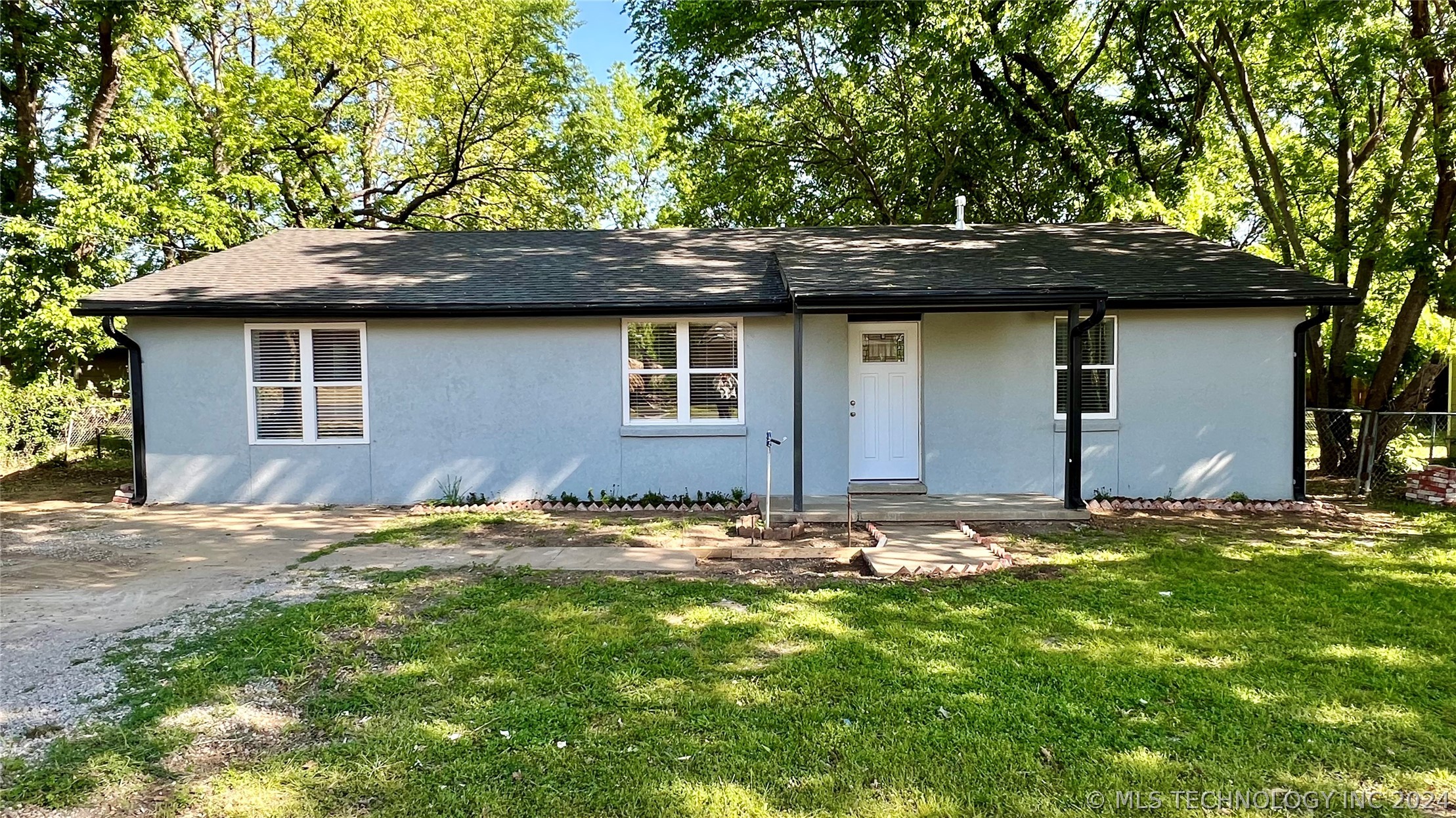View Claremore, OK 74017 house