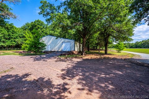 Photo of 4480 State Highway 3W, Byars, OK 74831 (MLS # 2621565)
