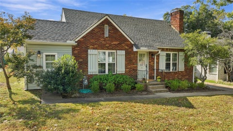 Photo of 2438 E 19th Street, Tulsa, OK 74104 (MLS # 2638269)