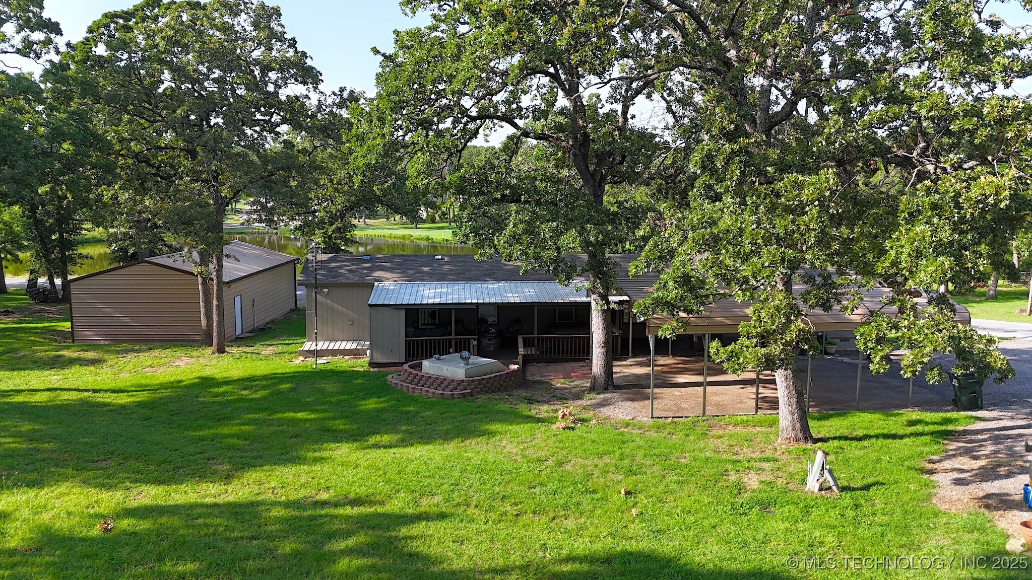 4718 Golden Way