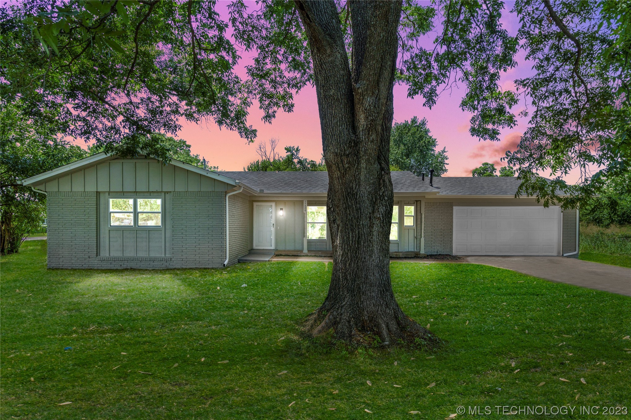 Photo 1 of 38 of 17488 S 90th East Avenue house