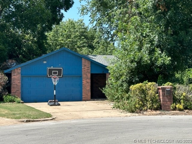 Photo 1 of 1 of 6702 S Saint Louis Place house