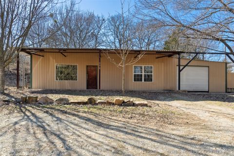 275 Newberry Creek Road Mead OK 73449
