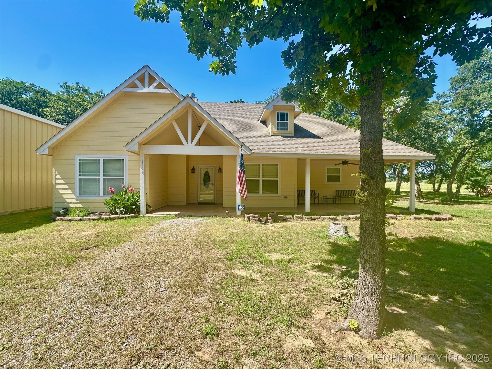 1908 Rhynes-Childress Loop