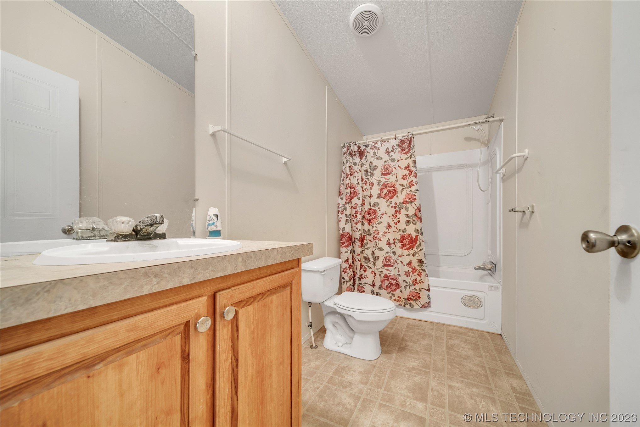 Photo 11 of 33 of 2195 Duskwood Road mobile home