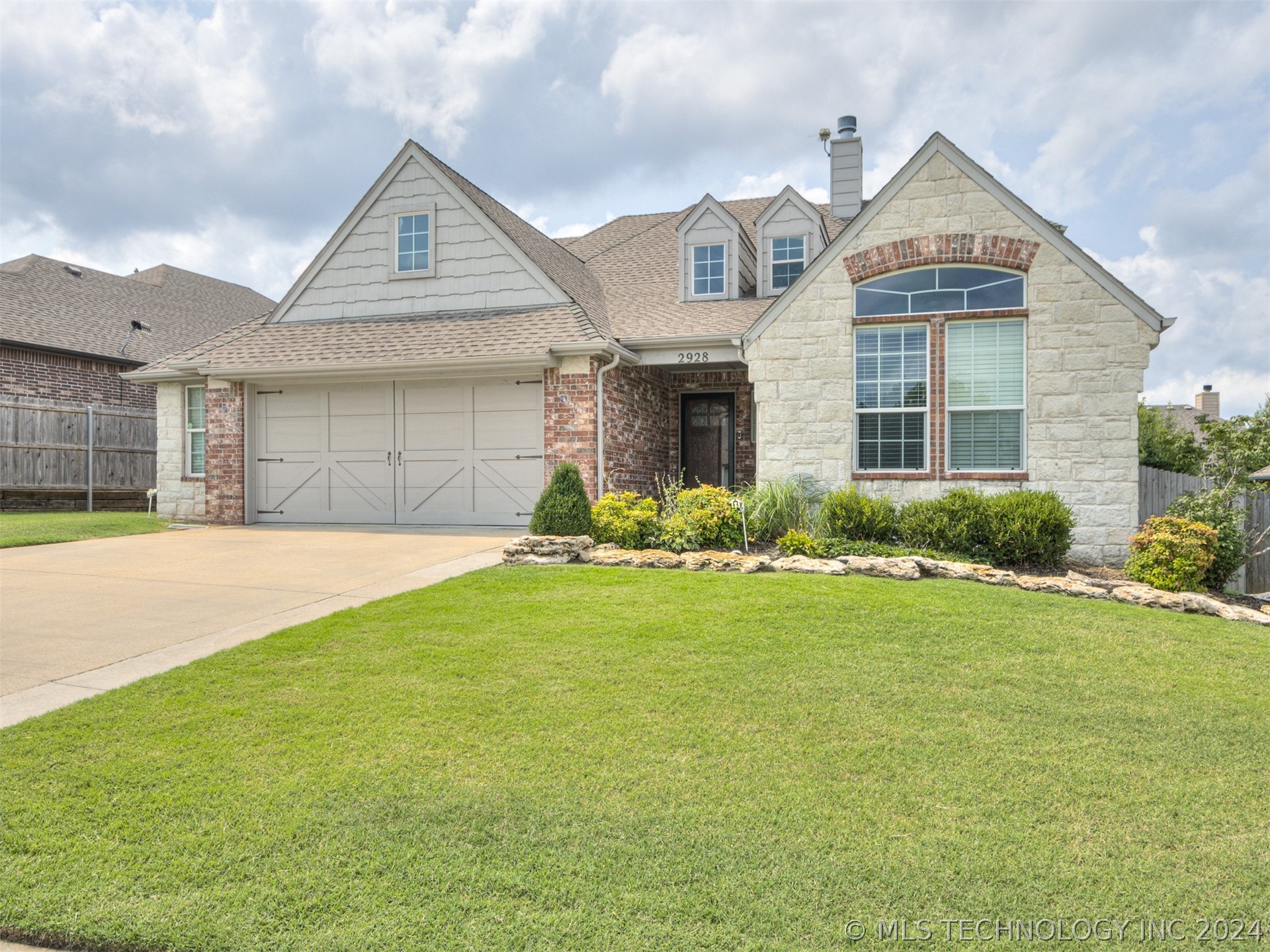 View Broken Arrow, OK 74012 house