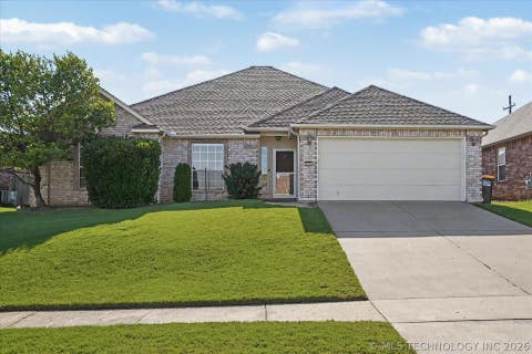Photo of 3923 S 216th EastAvenue, Broken Arrow, OK 74014 (MLS # 2622192)