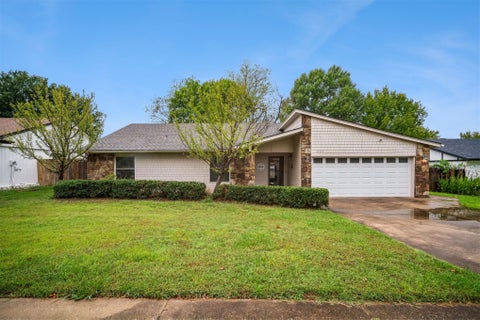 Photo of 208 N Hemlock Avenue, Broken Arrow, OK 74012 (MLS # 2636273)
