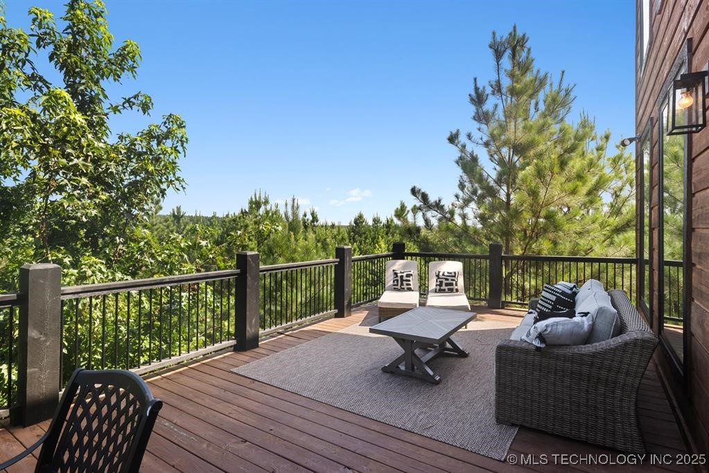 62 Hickory Canyon Trail