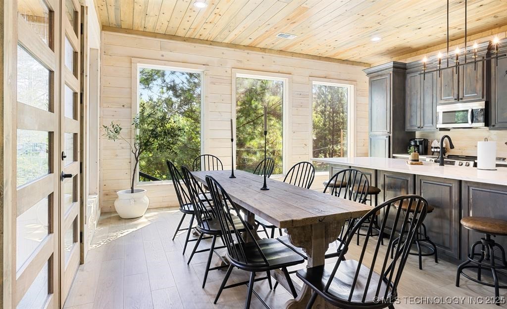 62 Hickory Canyon Trail