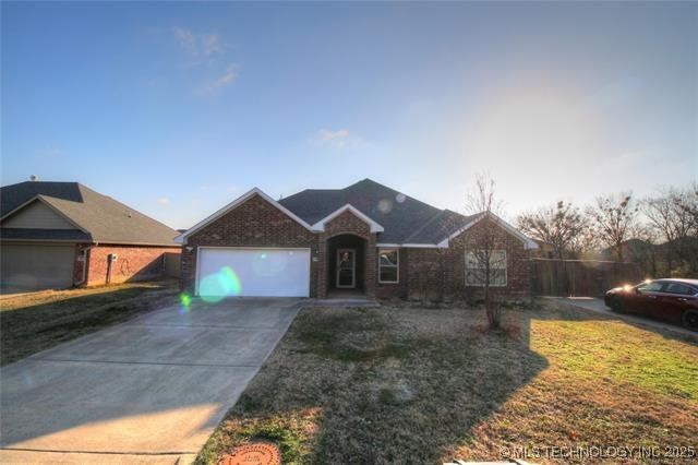 752 Annas Way