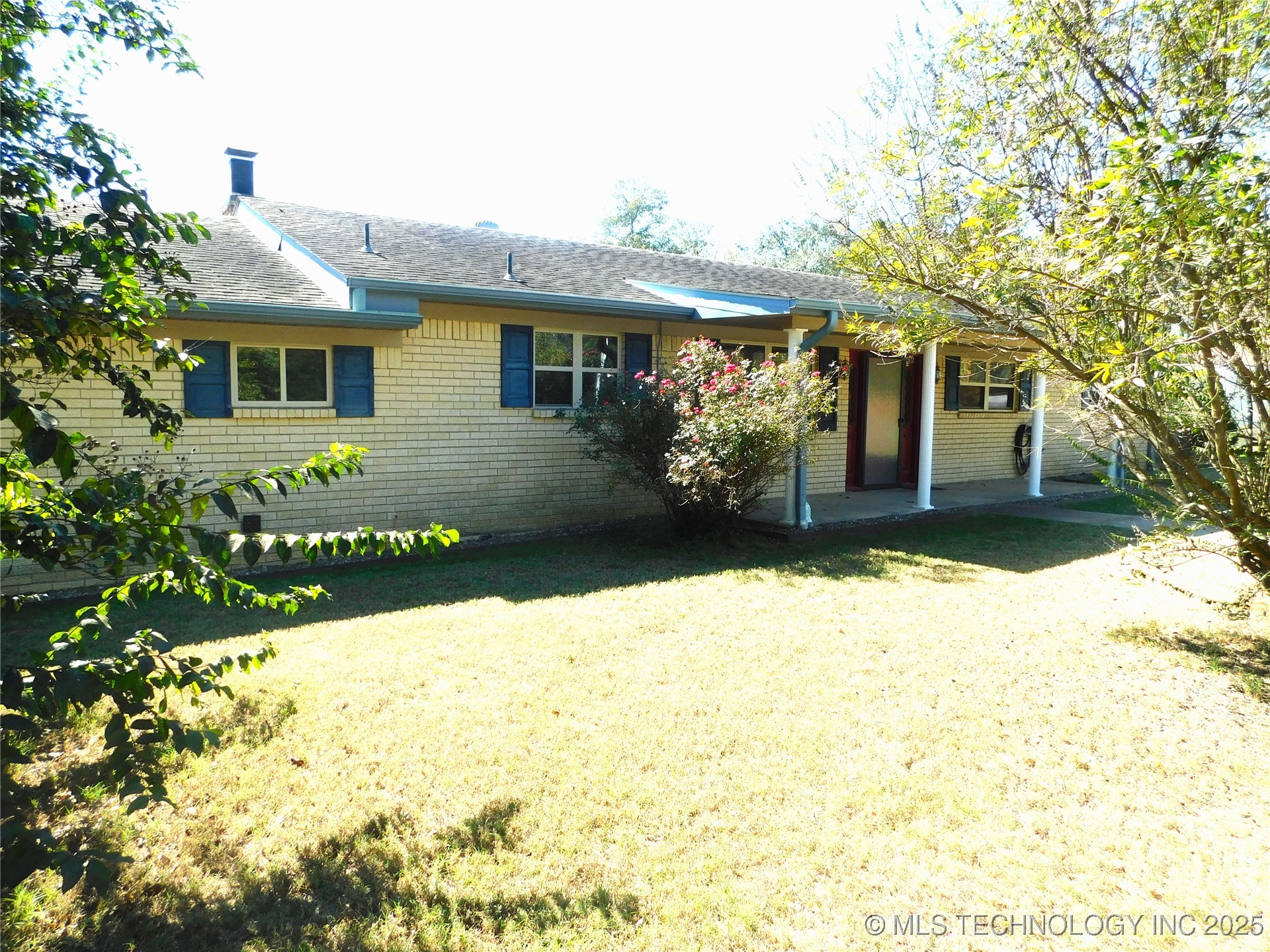 2416 N E Road 2019RD