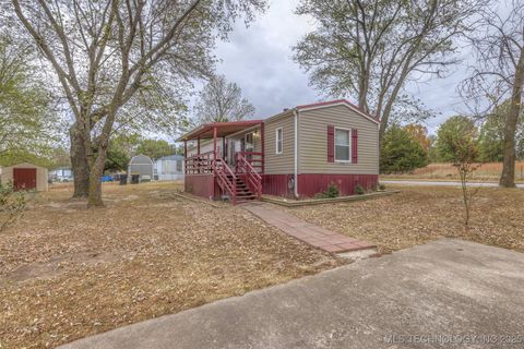 MLS: 2518852