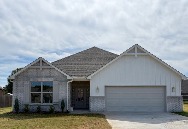 Photo 1 of 3 — 4230 Village Park Drive, Skiatook, OK 74070