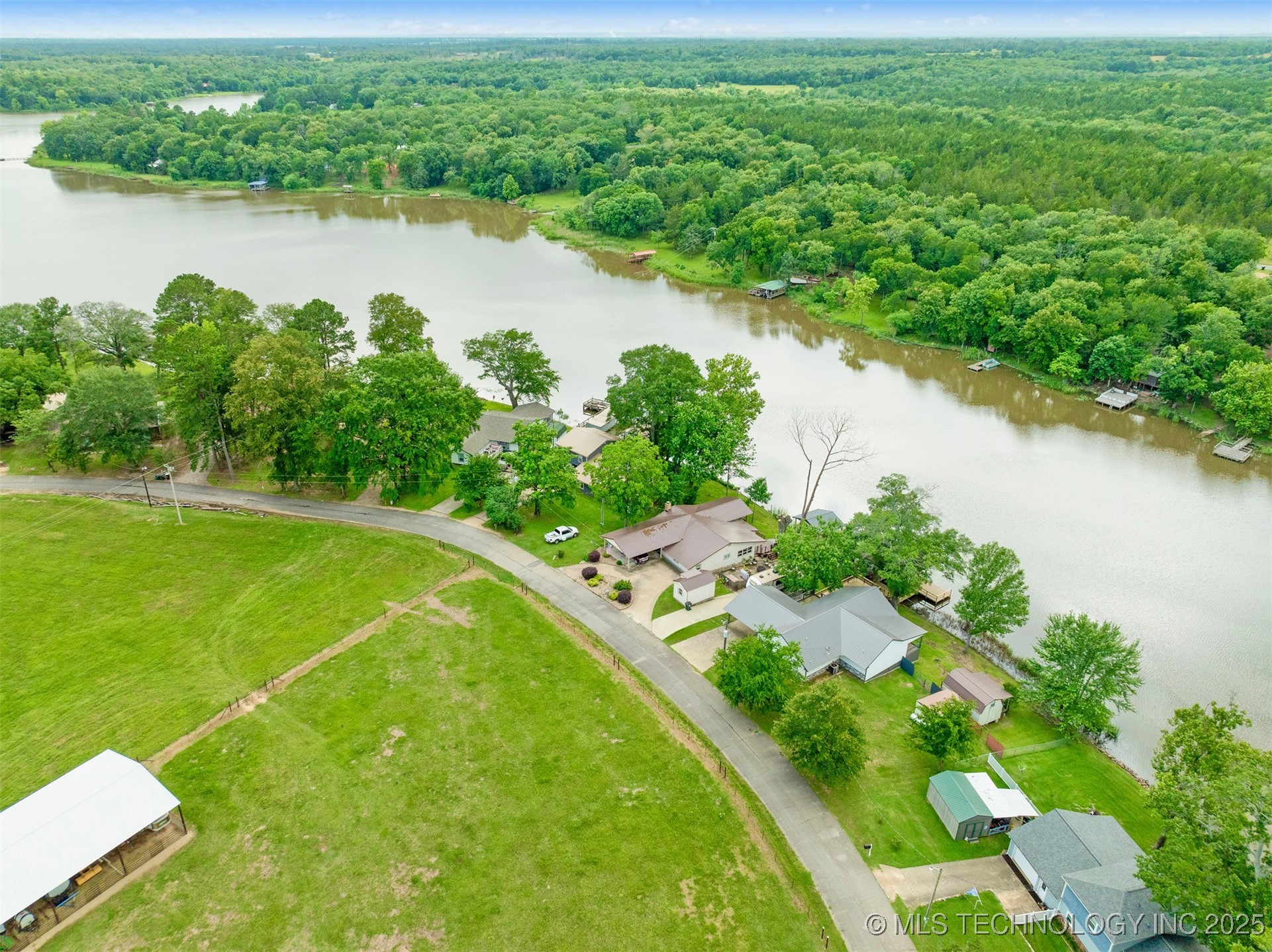 1205 Lakeside Drive