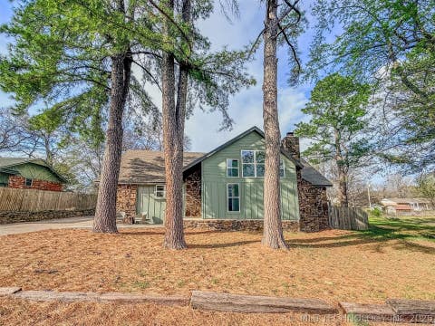 Photo of 305 Wheeler Street, Tahlequah, OK 74464 (MLS # 2544500)