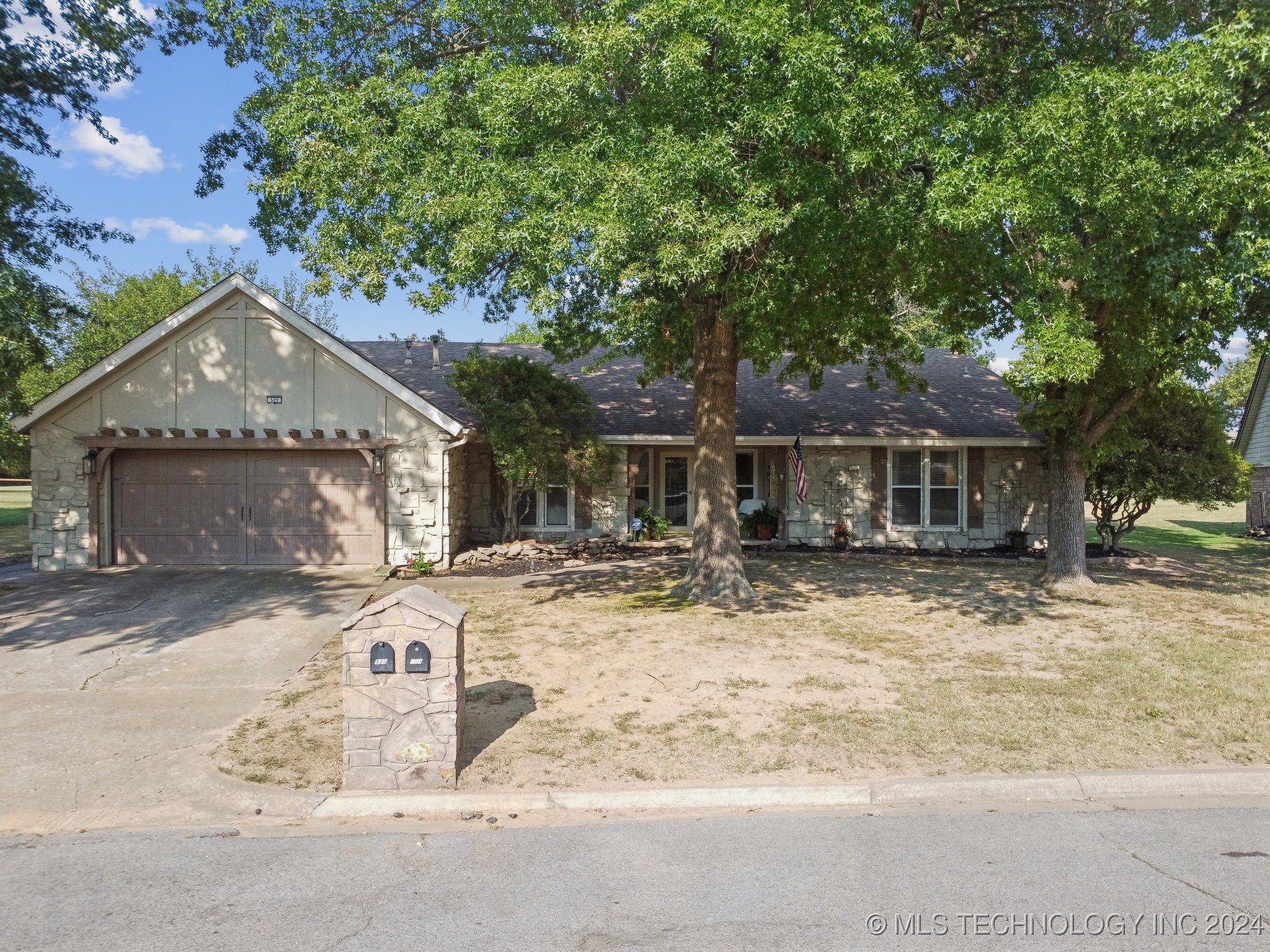 View Broken Arrow, OK 74011 house