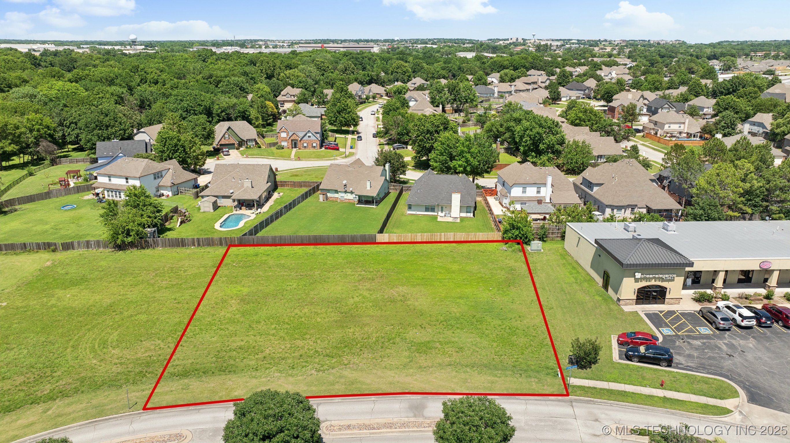 Photo 1 of 6 — 3200 W Lansing Street, Broken Arrow, OK 74012