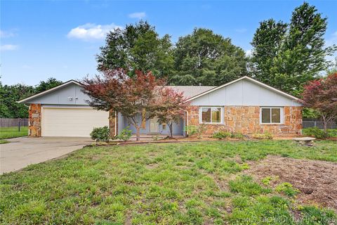 Photo of 22510 E 98th Street S, Broken Arrow, OK 74014 (MLS # 2624851)