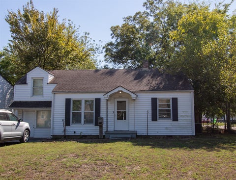 Photo of 2201 Fredonia Street, Muskogee, OK 74403 (MLS # 2637192)