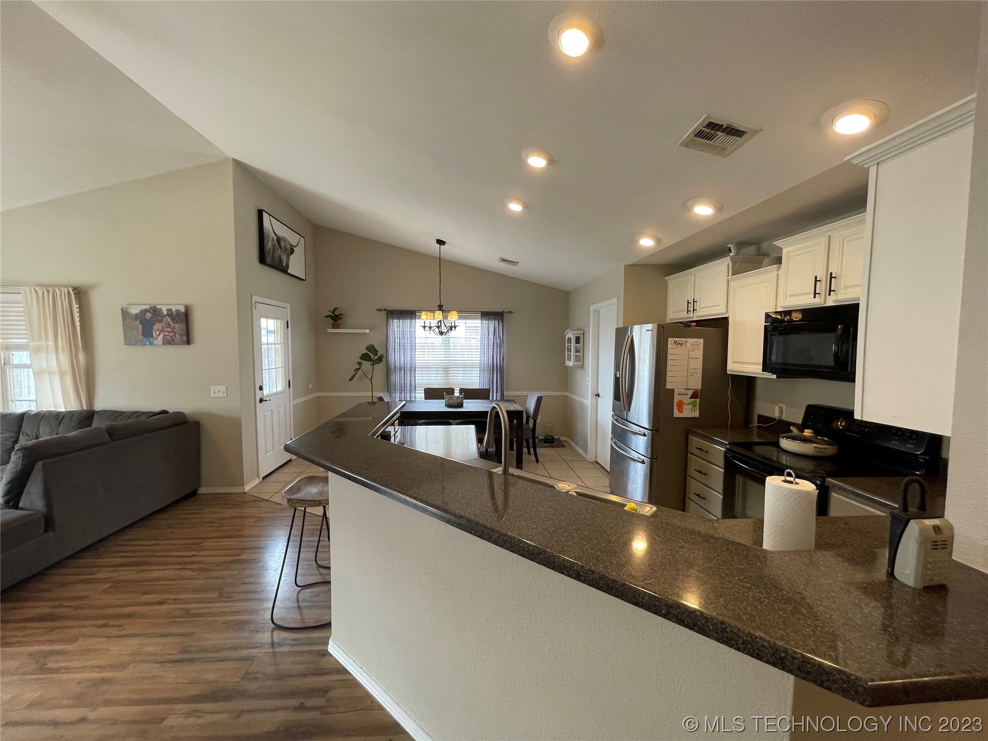 Photo 9 of 20 of 8943 S 257th East Place house