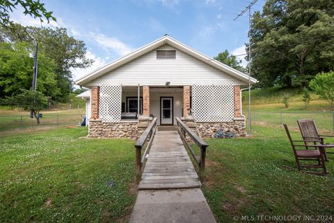 Single Family Residence in Westville OK 468120 Highway 62.jpg