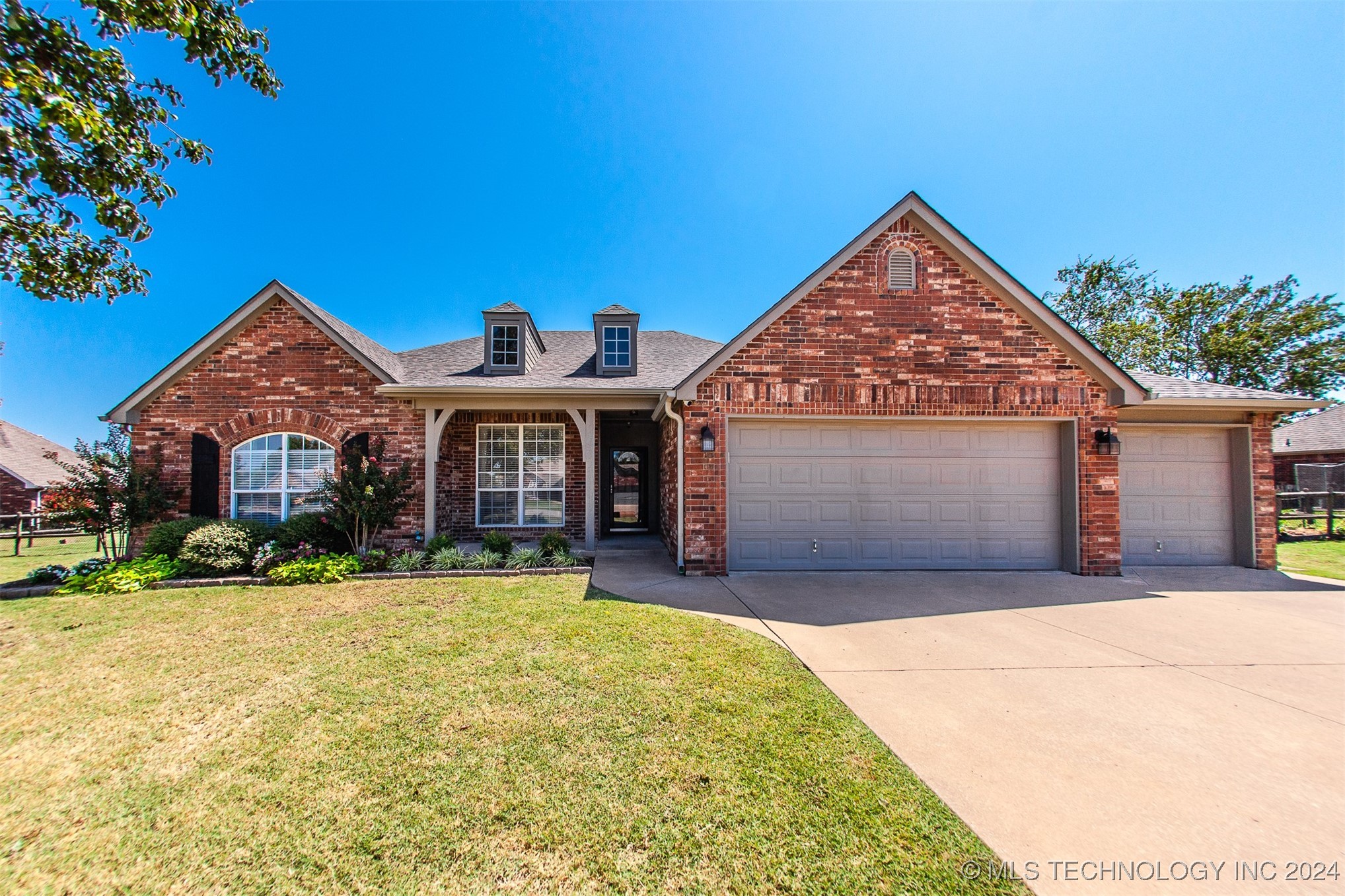 View Owasso, OK 74055 house