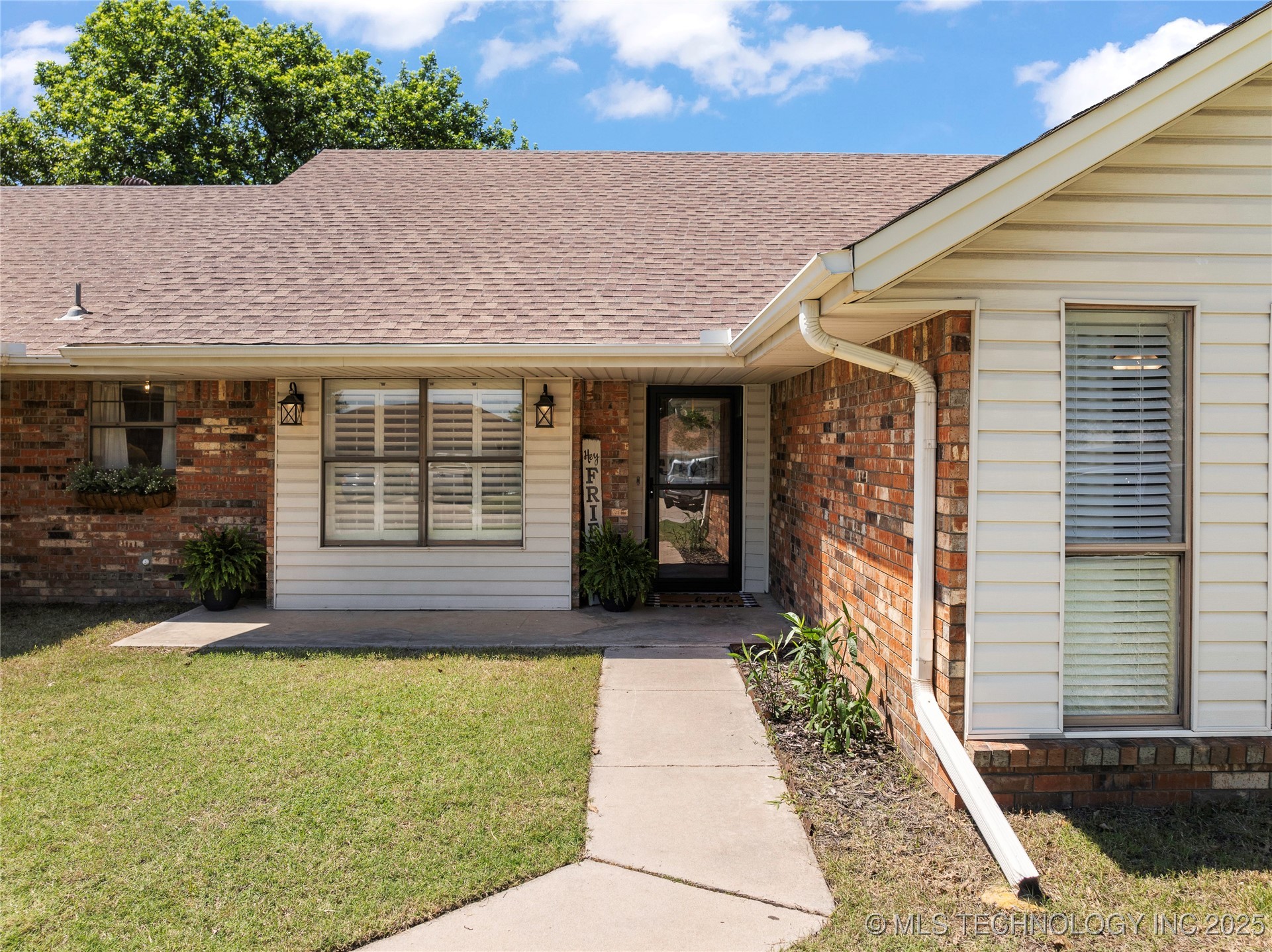 2003 8th NW