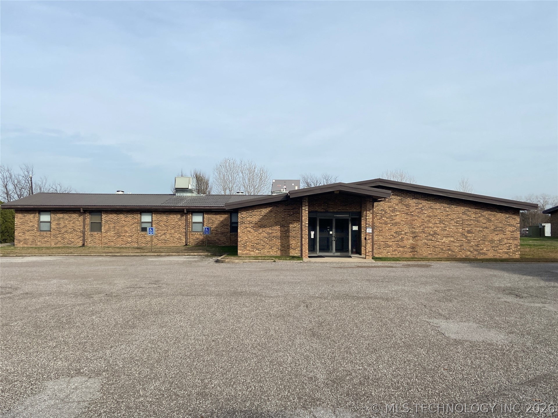 Photo 1 of 53 — 829 Elks Boulevard, Ardmore, OK 73401