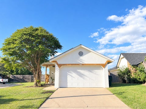 Photo of 11601 E 84th Court N, Owasso, OK 74055 (MLS # 2637359)