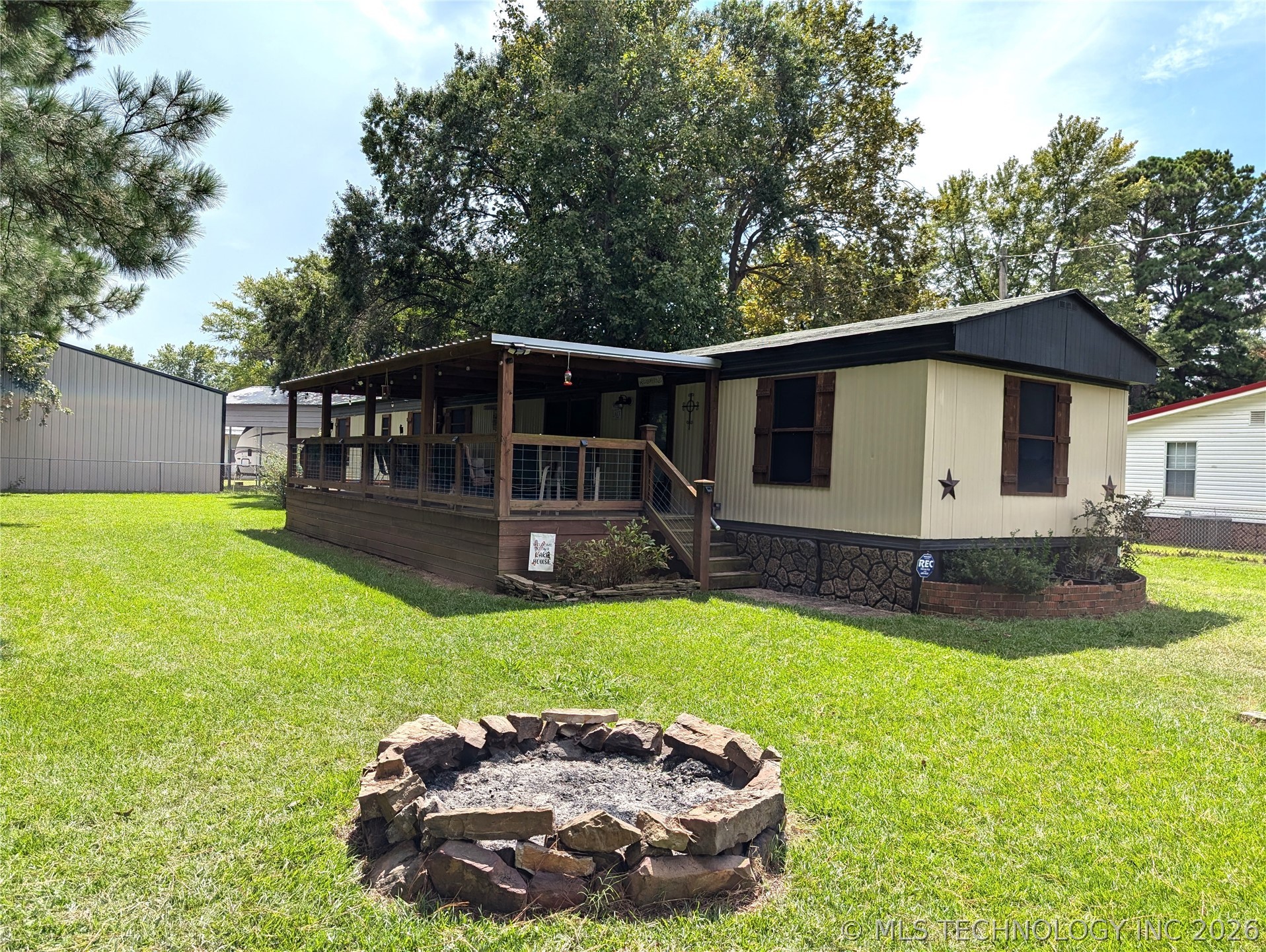 FRONT WITH FIRE PIT