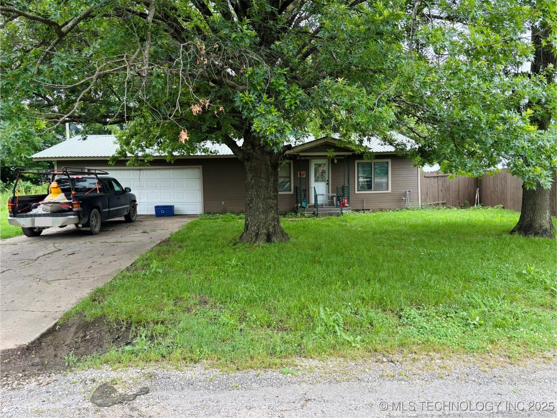 1503 Hillcrest