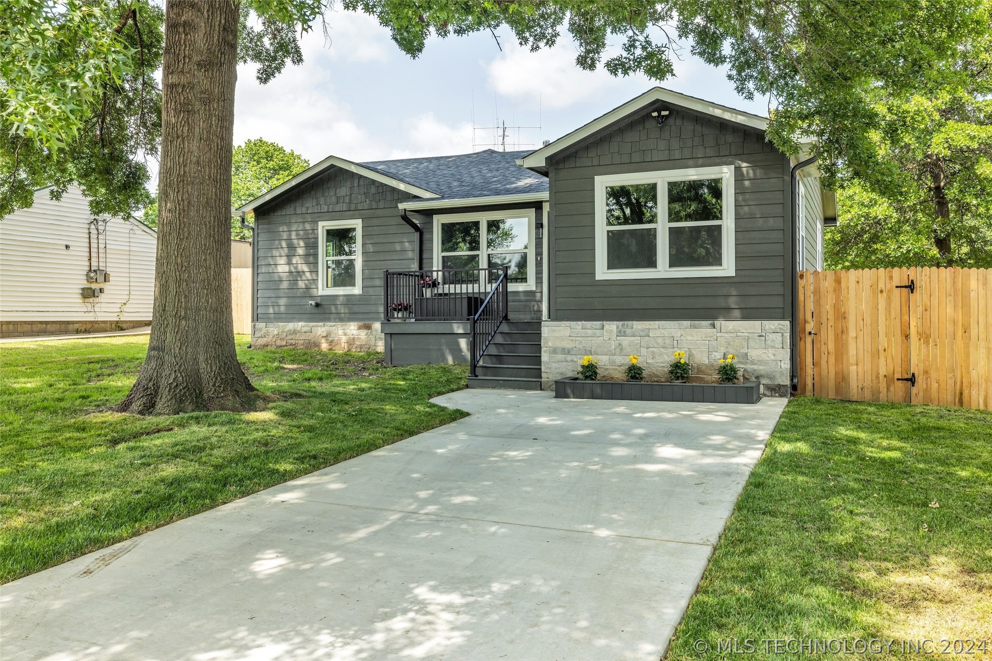 View Tulsa, OK 74107 house