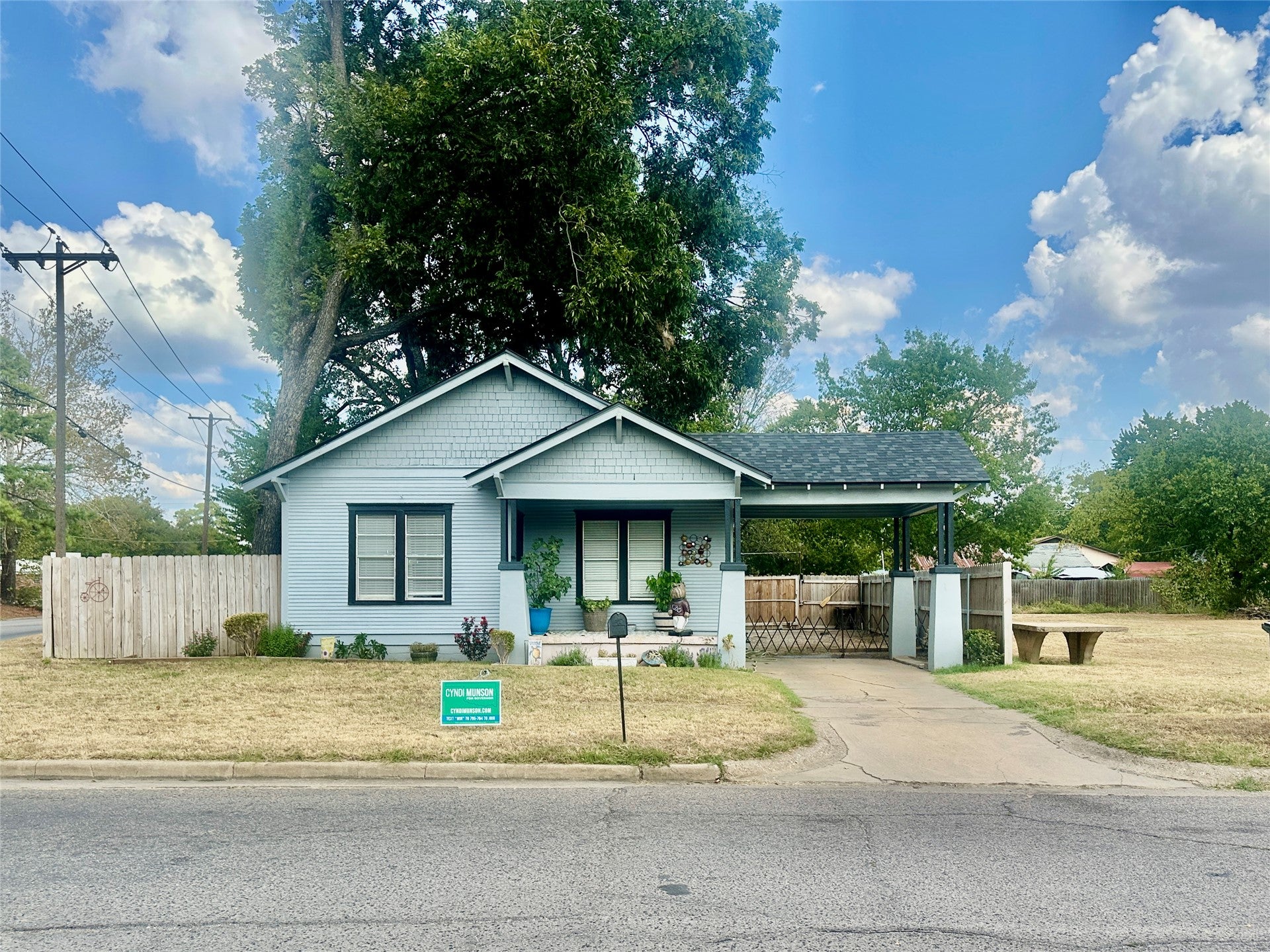 1410 W Elm Street