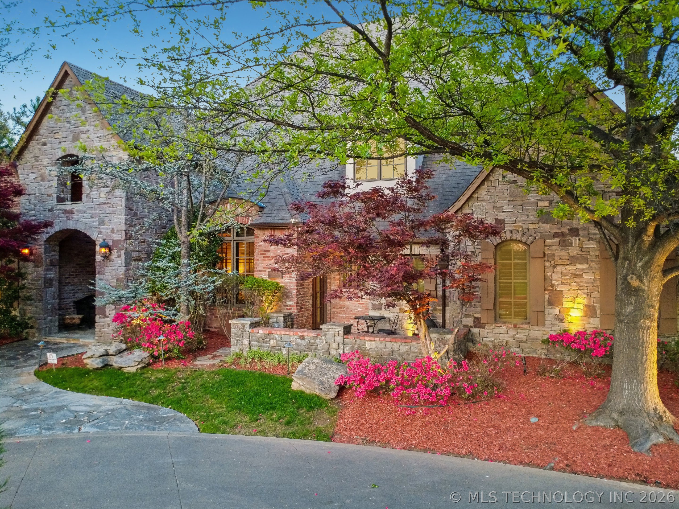 Tulsa, Oklahoma, 74105, United States, 5 Bedrooms Bedrooms, ,5 BathroomsBathrooms,Residential,Active,2035149