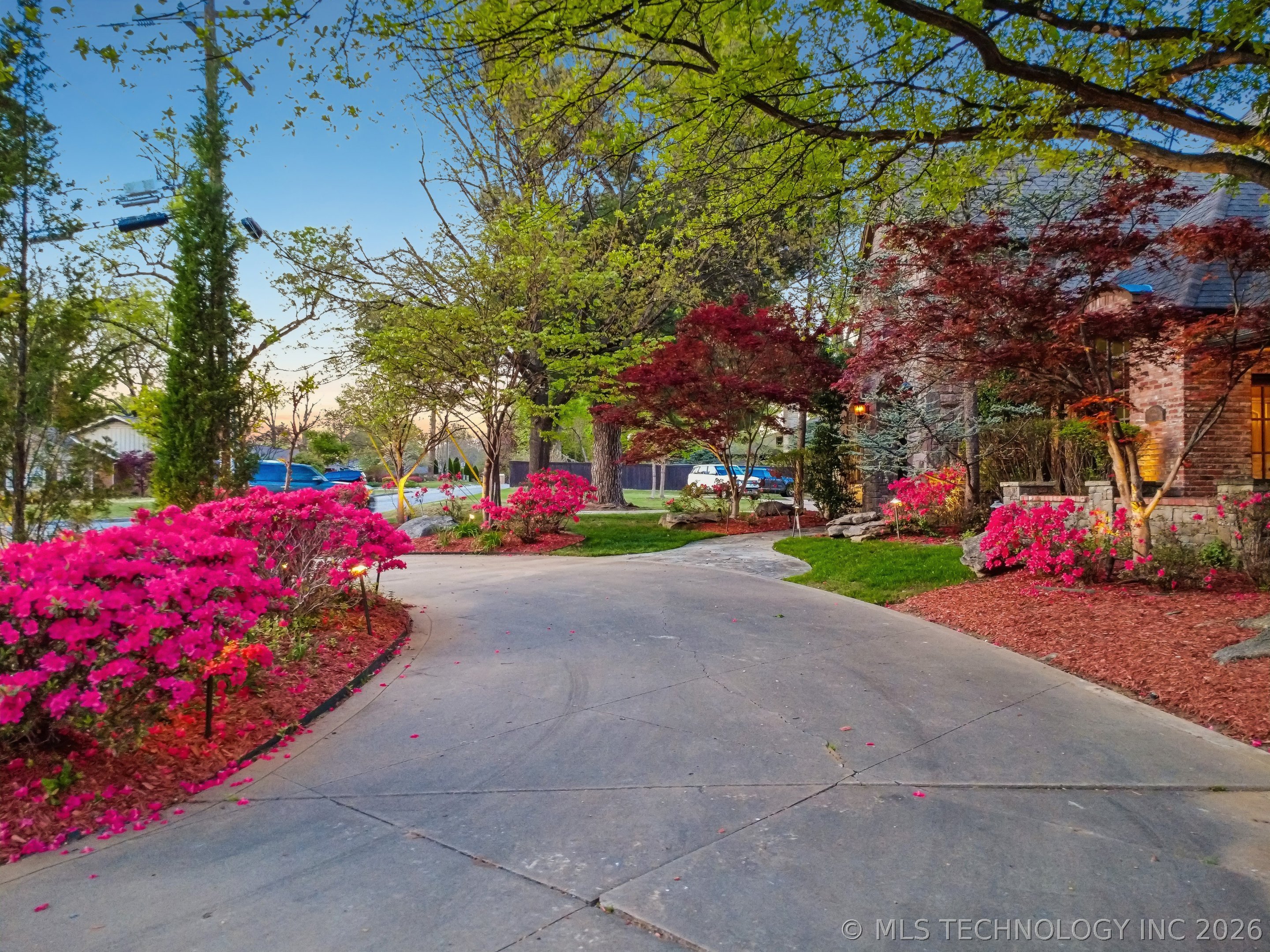 Tulsa, Oklahoma, 74105, United States, 5 Bedrooms Bedrooms, ,5 BathroomsBathrooms,Residential,Active,2035149