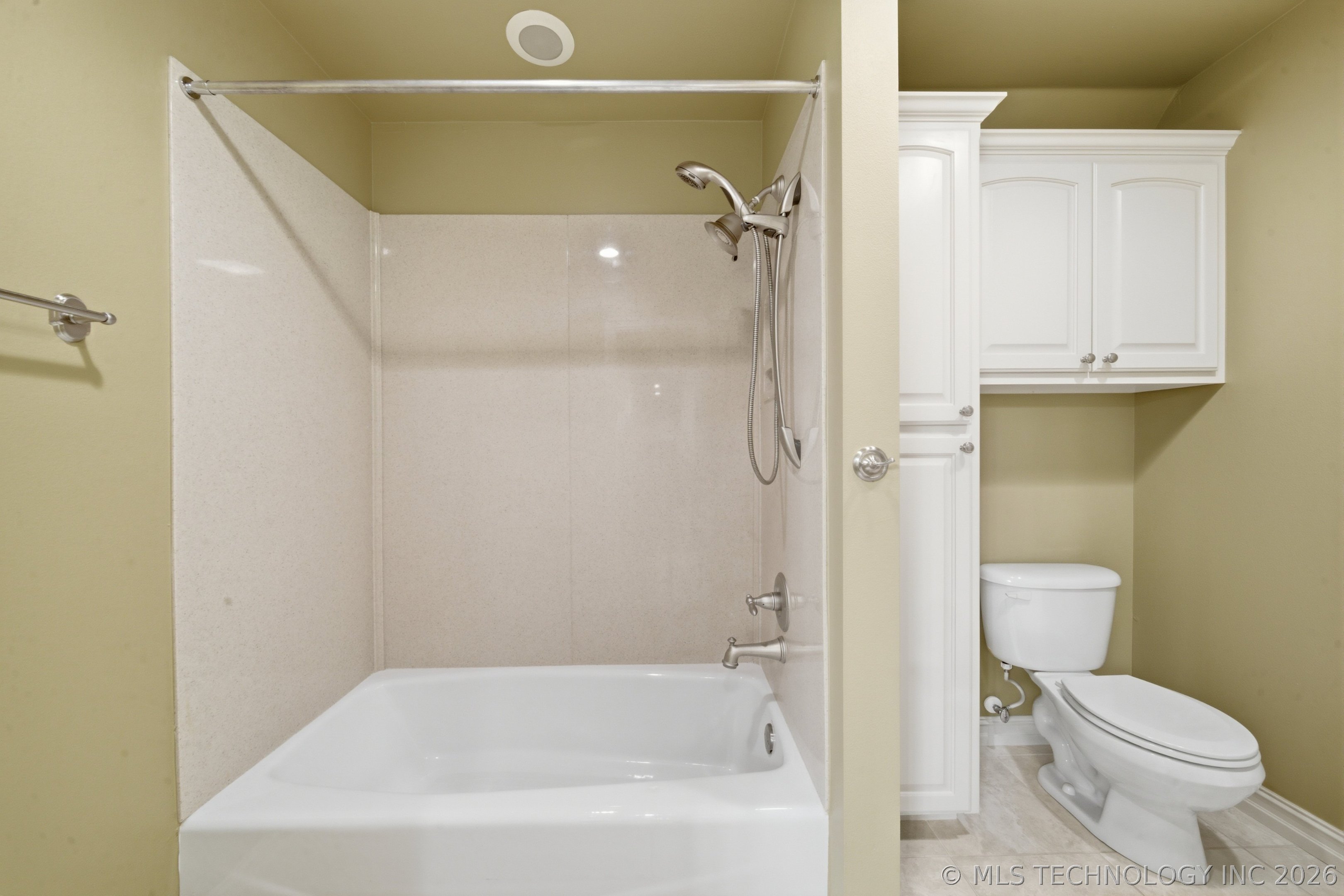 Tulsa, Oklahoma, 74105, United States, 5 Bedrooms Bedrooms, ,5 BathroomsBathrooms,Residential,Active,2035149