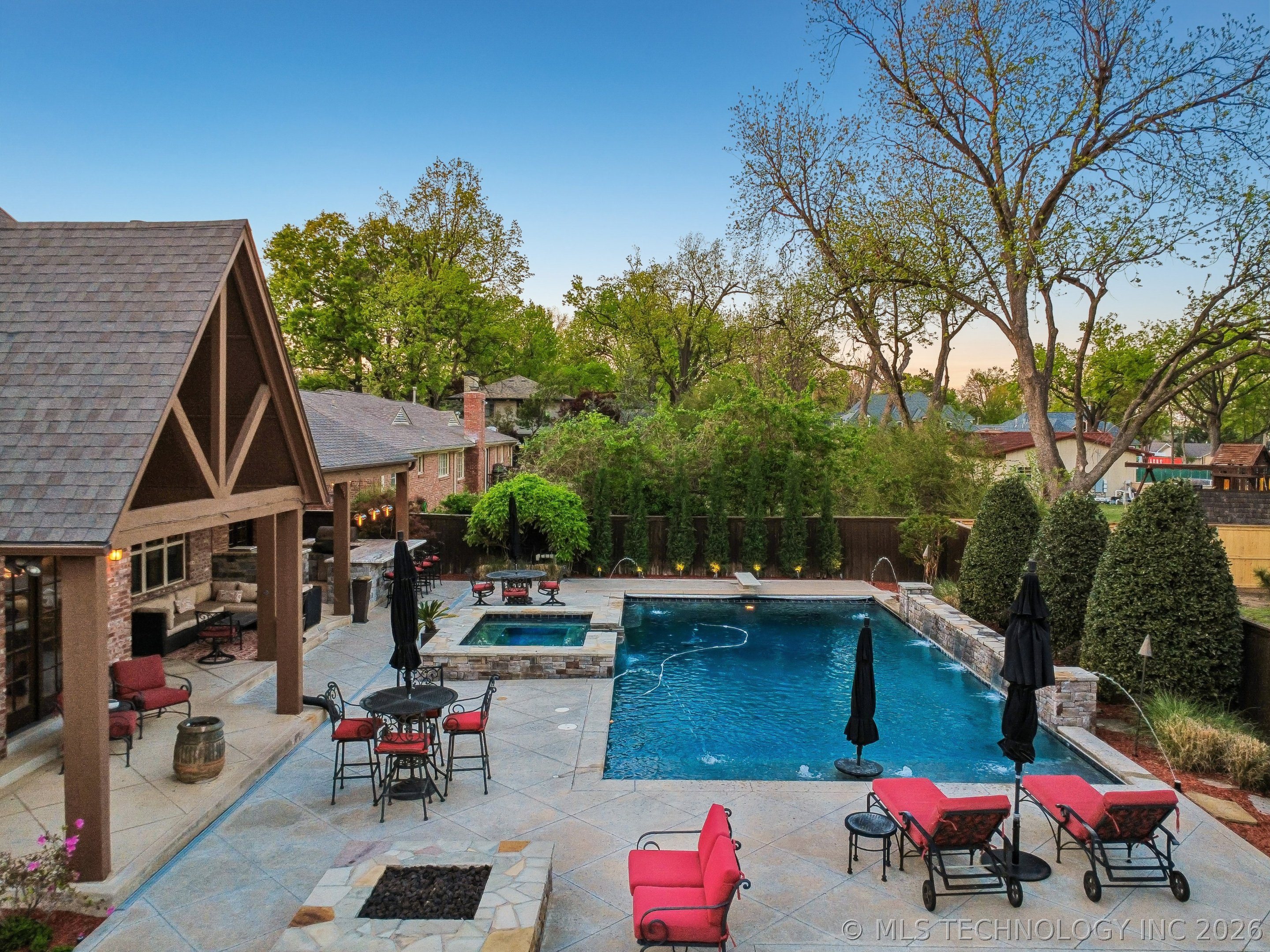 Tulsa, Oklahoma, 74105, United States, 5 Bedrooms Bedrooms, ,5 BathroomsBathrooms,Residential,Active,2035149